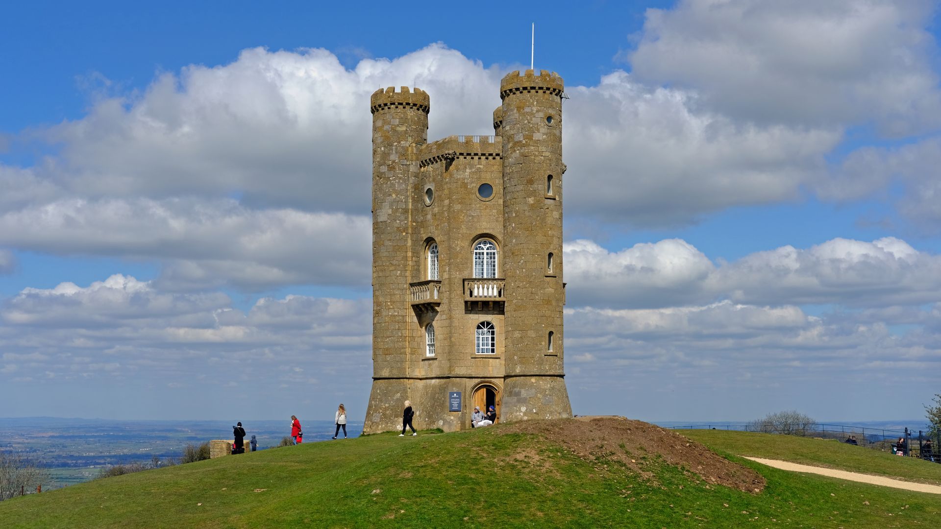 Broadway Tower